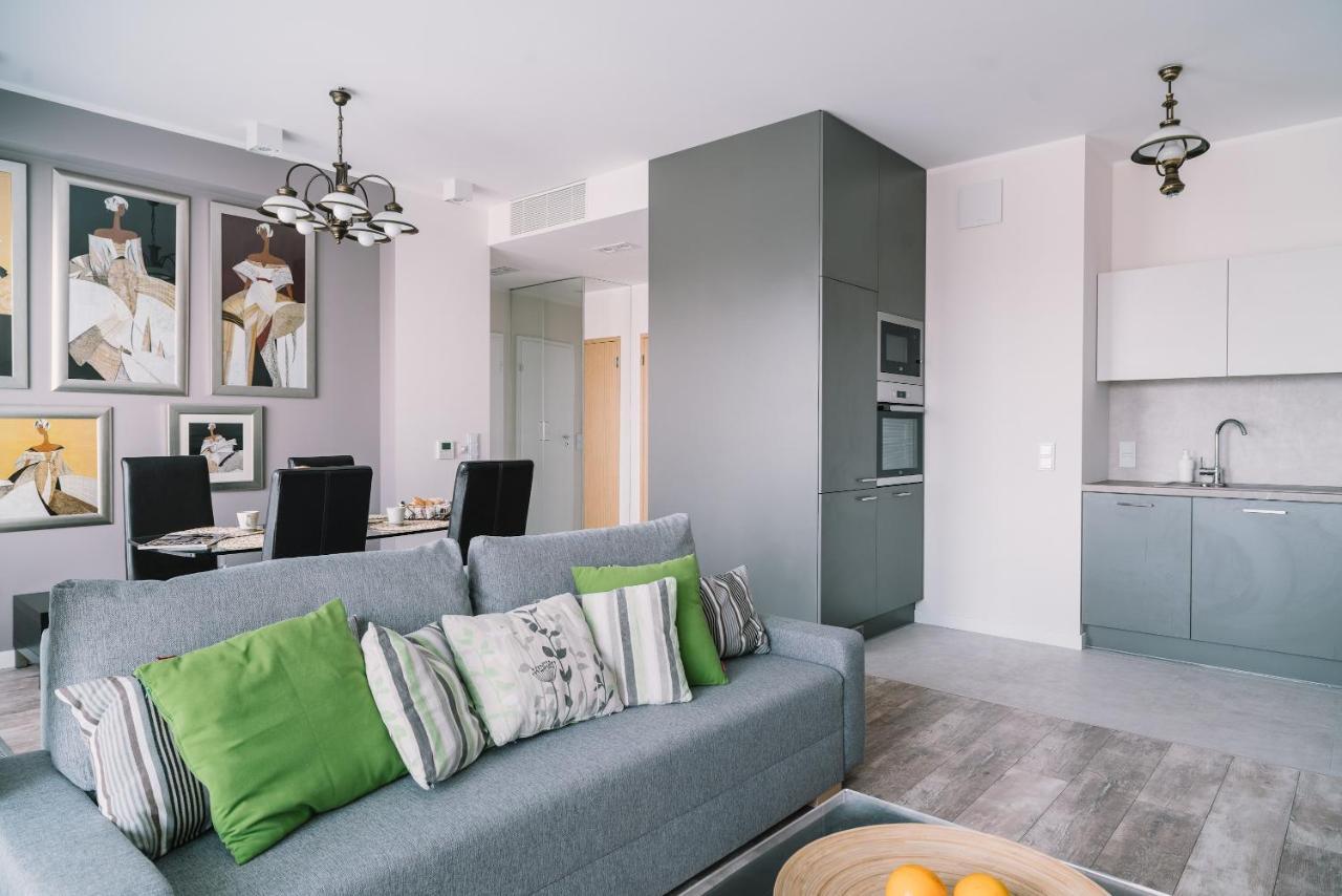 ורשה Kolejowa Aparthotel מראה חיצוני תמונה